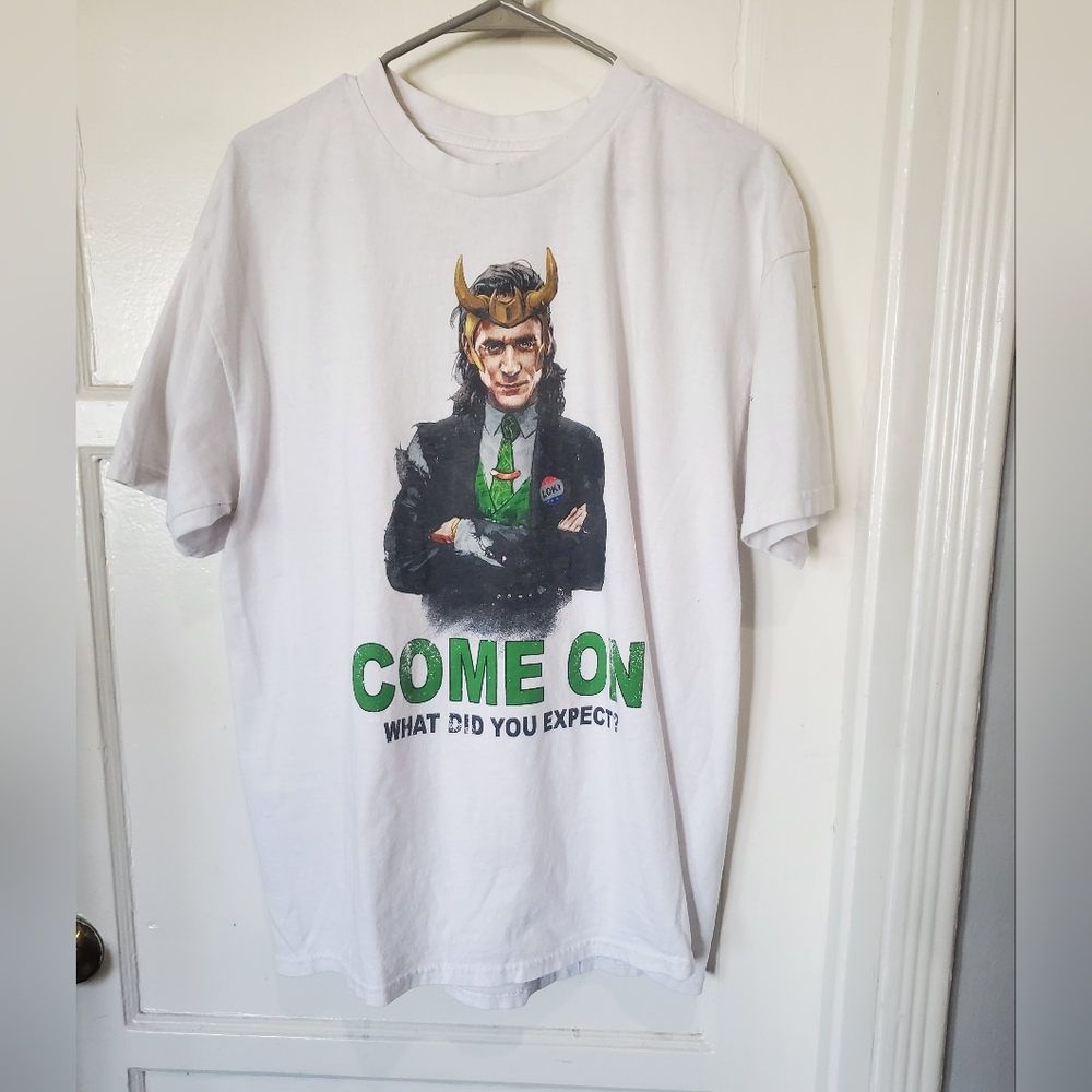 Marvel White and Green Short Sleeve Tee